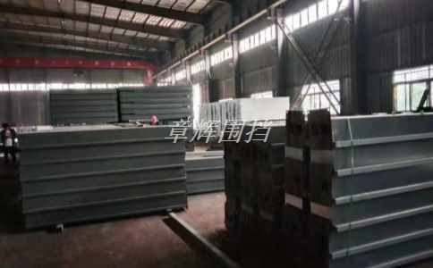 彩钢围挡的防火性能如何? 彩钢围挡的防火性能如何?