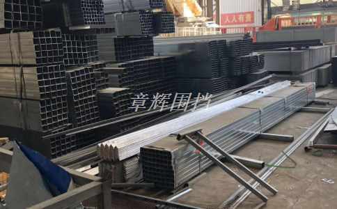 彩钢围挡在使用过程中需要注意哪些维护和保养问题？